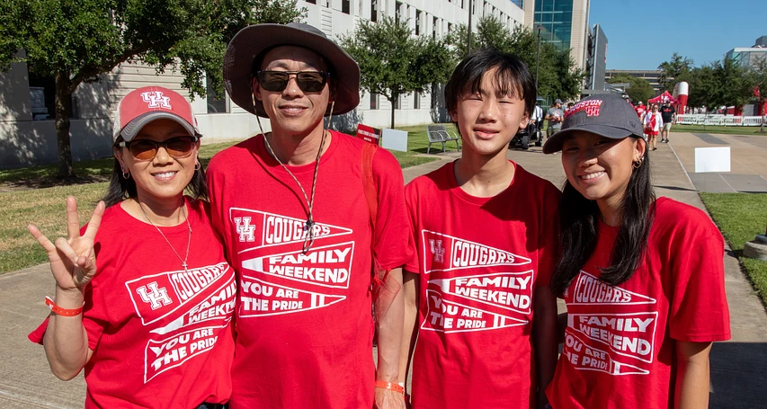 Logo for 2025 UH Family Weekend